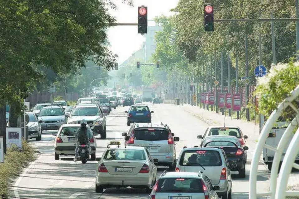 "Konversionsflächen: Jetzt geht es um die Römerstraße", Artikel in der RNZ am 17. Oktober 2013